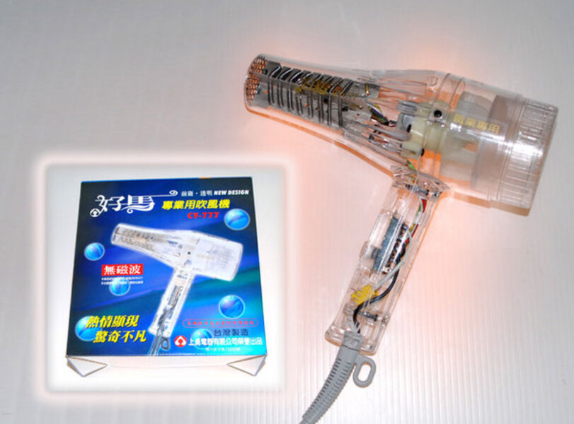 前衛透明、熱情顯現
驚奇不凡、高品質透明看得見
本產品磁波經檢驗局檢定符合國際標準(檢磁3894B427)，請安心使用。台灣製造